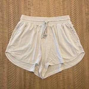 Lululemon Lab Shorts (4)